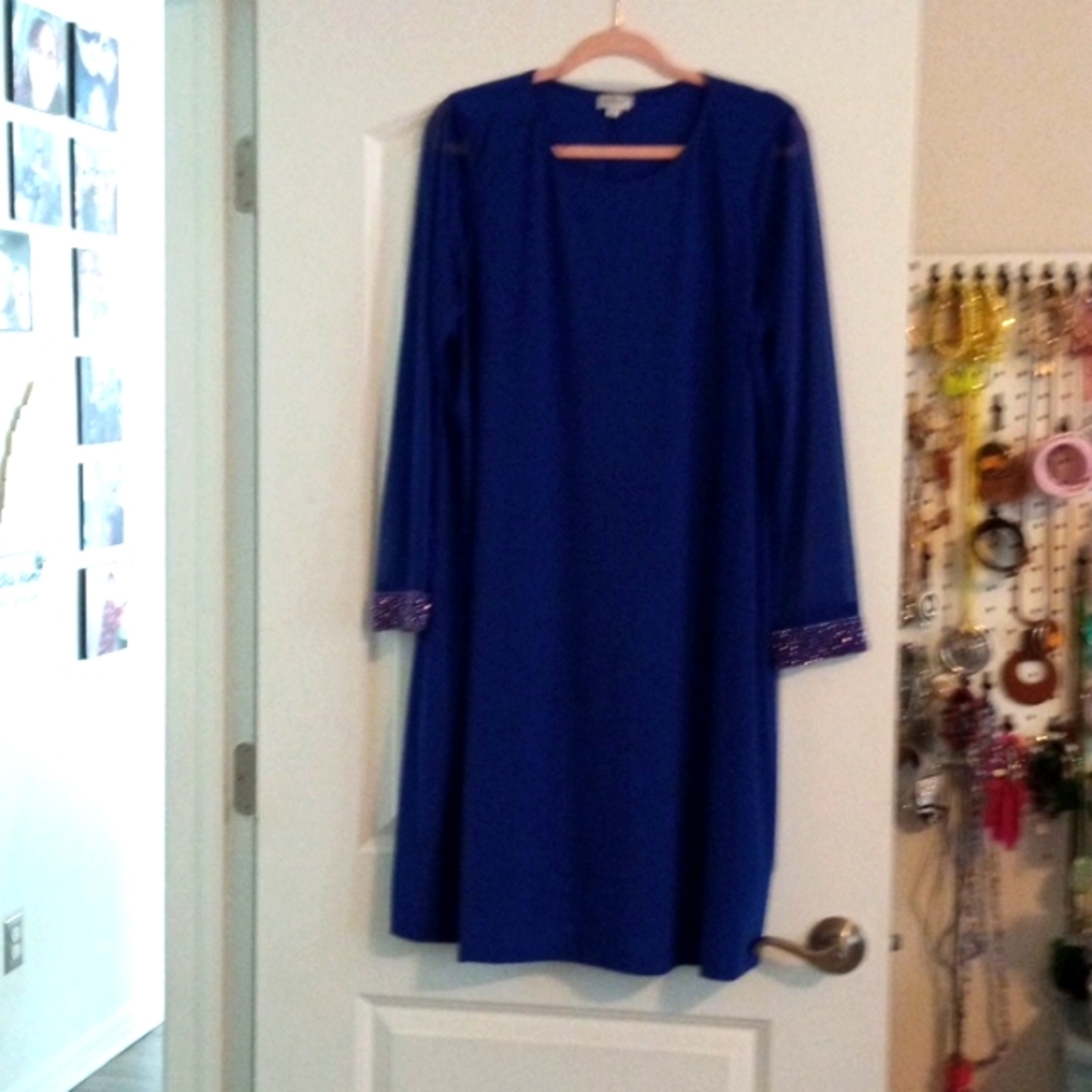 Avenue dress